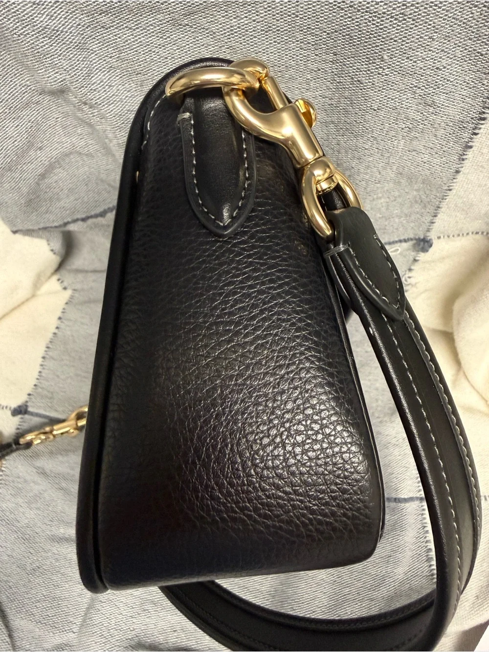 Coach Black Pebbled Leather  Shoulder/crossbody Bag with Gold Hardware